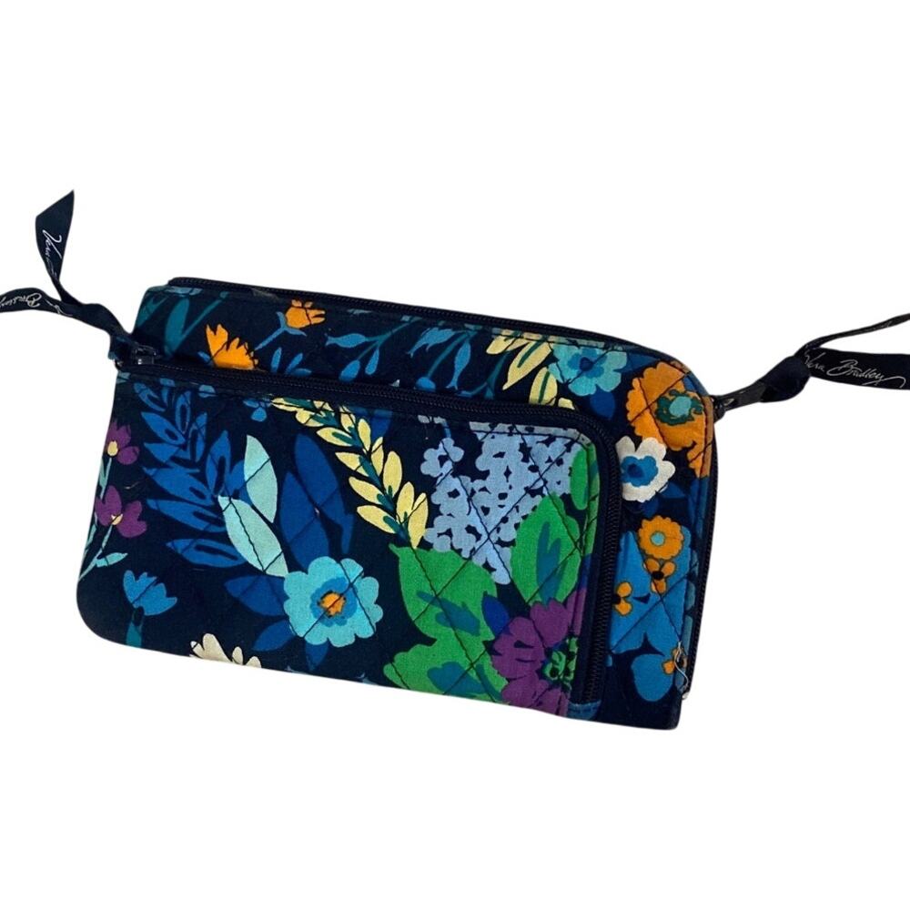 Vera Bradley Quilted Floral midnight blues 
Zip Around Wristlet Wallet Pouch